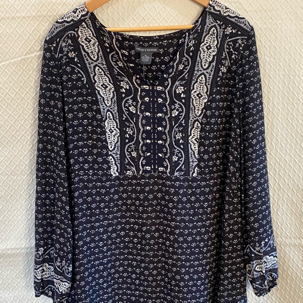 Chelsea & Theodore Navy/white Patterned Beach Dress/Swim Coverup. Medium. NWT.